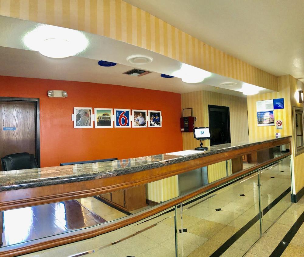 Motel 6-Brenham, Tx Bagian luar foto
